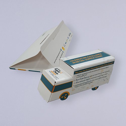 Pop up lorry in board envelope